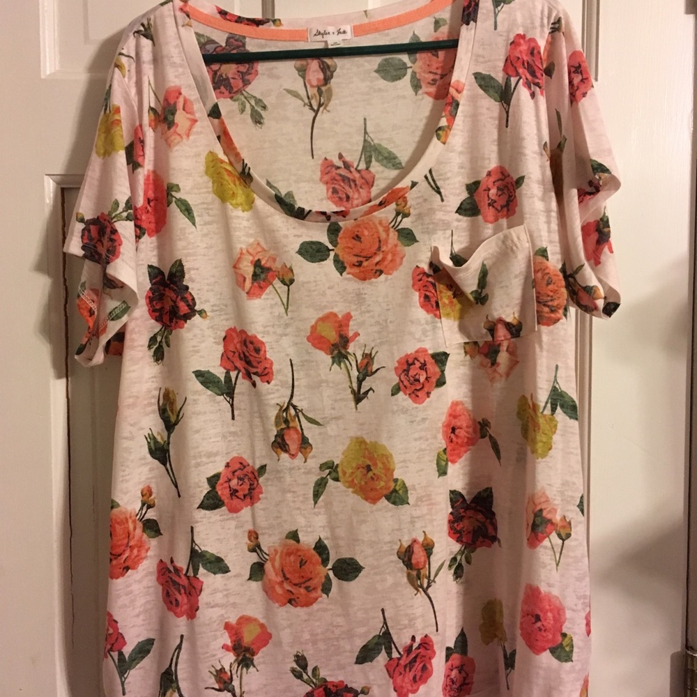 Floral Top with Breast Pocket